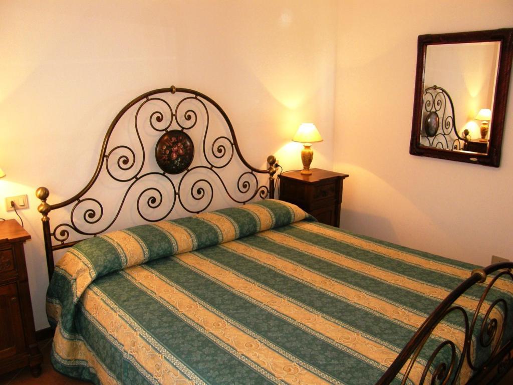 Appartamenti Ideal イーゾラ・ロッサ 部屋 写真